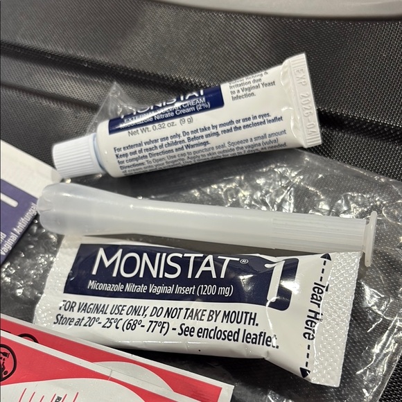 Monistat one it’s new never used expire in April 2026 - Picture 3 of 6